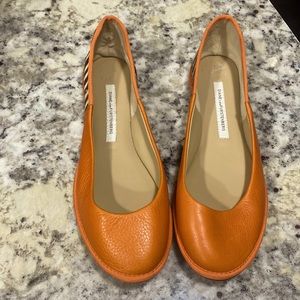 Diane von Furstenberg NWOT flats